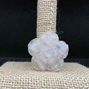 Roze Quartz Flower Pendant